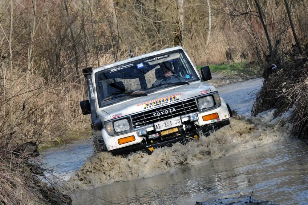 Elaborazione 4x4 Toyota Land Cruiser KZJ70 by Giorgio Venturi